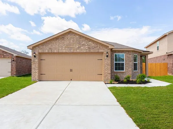 10842 Spring Brook Pass Dr, Humble, TX 77396