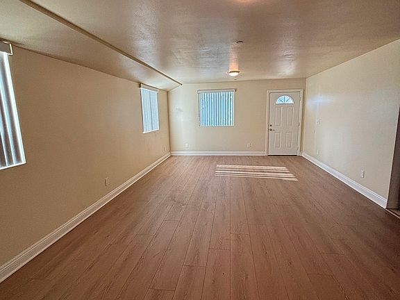 4th image of 336 E 79th St