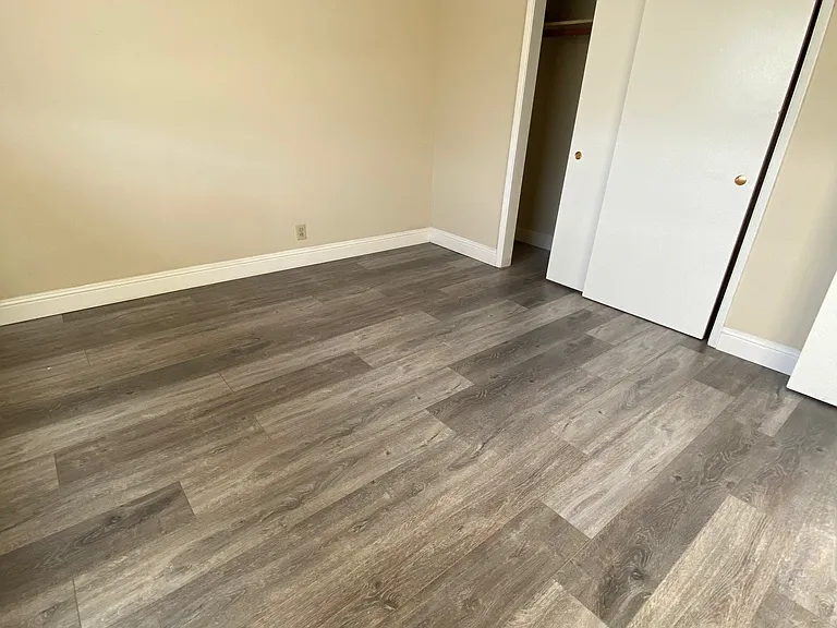 1601 Ontario Dr #7 — Photo 11