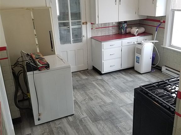 5th image of 150 Park Ave #2