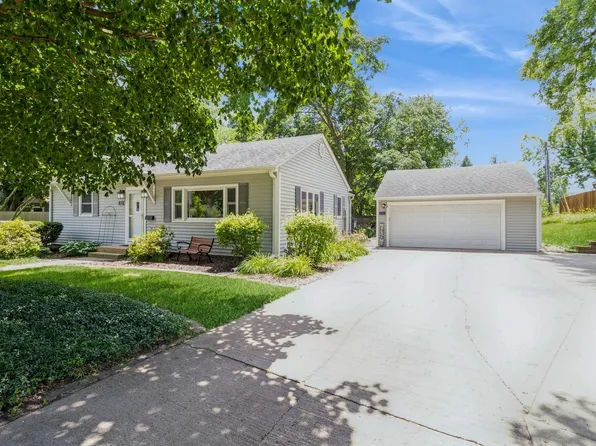 512 20th St, Ames, IA 50010