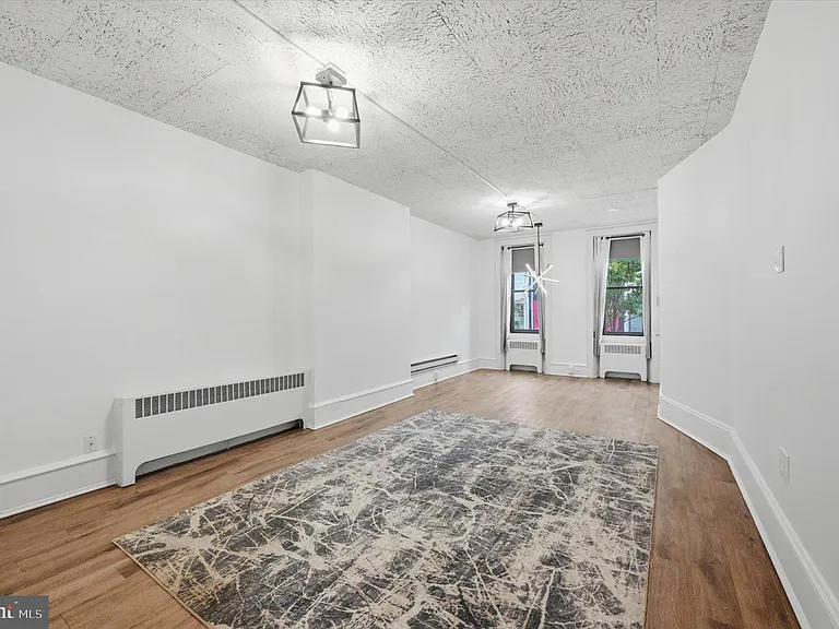 3153 Richmond St #1 — Photo 5