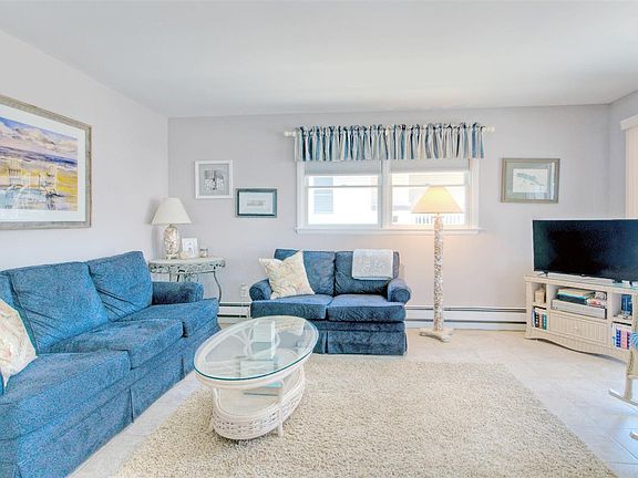 5th image of 209 81st St #1