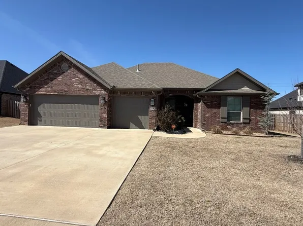 2105 Crandall Rd, Pea Ridge, AR 72751