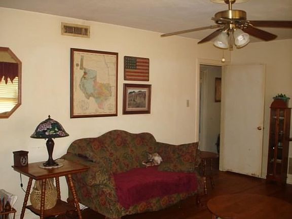 2nd image of 104 Crestwood Dr