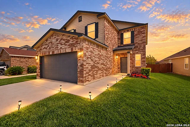 4 bed, 3.0 bath, 2225 sqft, $1,995 — Photo 1