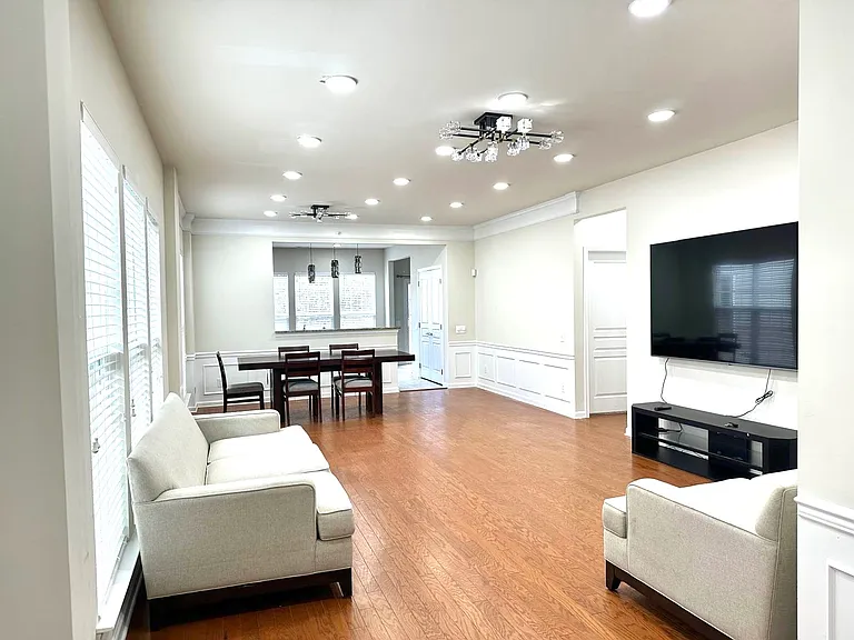 579 Prizer Ct — Photo 4