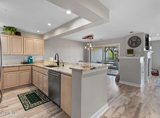 4724 S Arrow Point Dr #106, Harrison, ID 83833