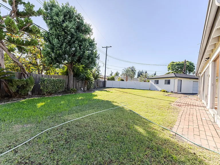 518 E La Sierra Dr — Photo 55
