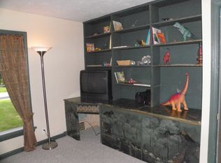 4470 E Sprague Rd, Broadview Heights, OH 44147