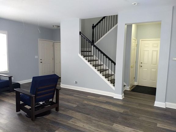 3rd image of 790 S Montclair Dr