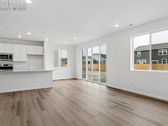 7th image of this home