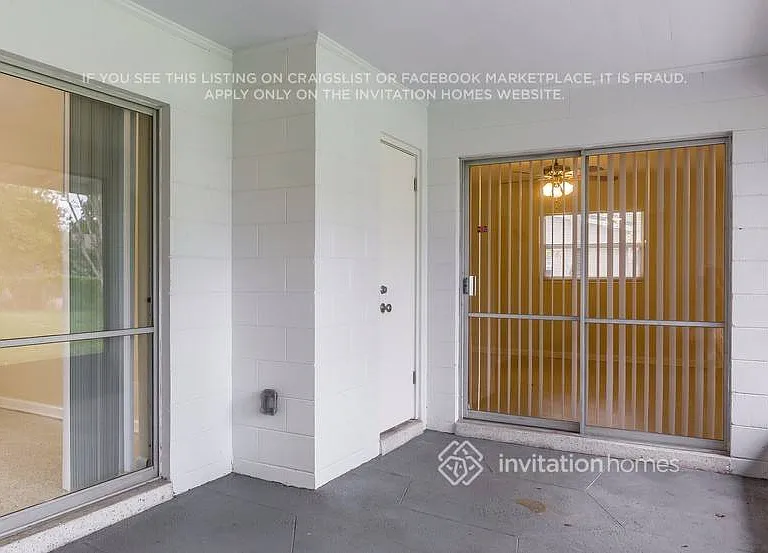 1710 Puritan Ave — Photo 16