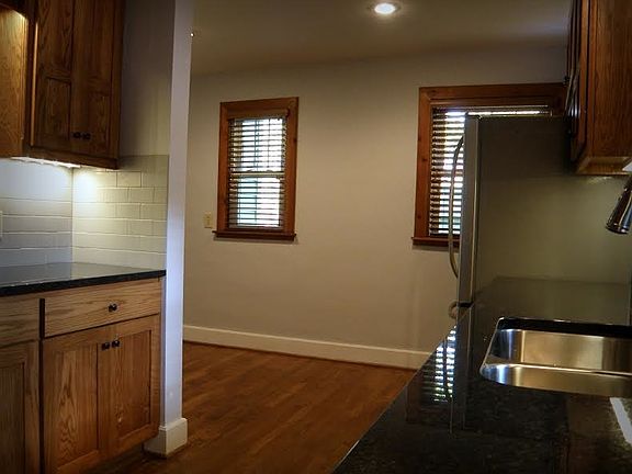 3rd image of 5601 Holmes St
