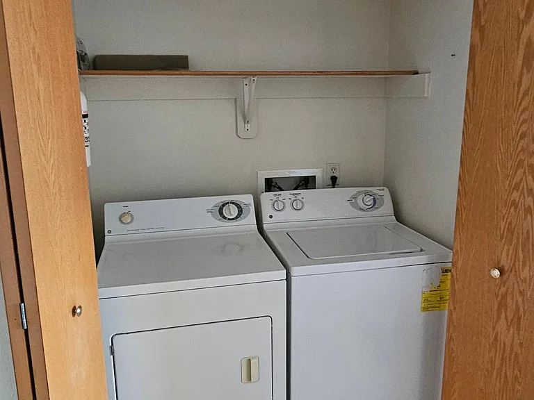 2874 Coral Ct #304 — Photo 8