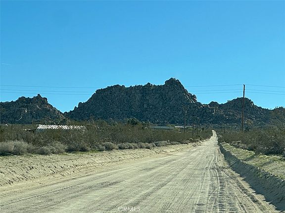 4th image of 0 California Ave Lot 12