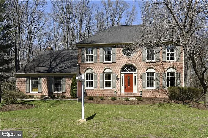602 Saber Ln photo 1