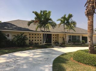 235 Golf Club Cir, Tequesta, FL 33469
