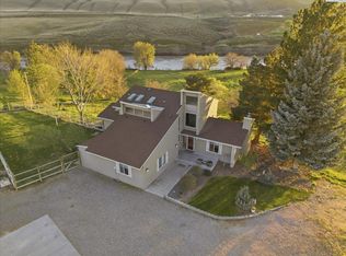 34610 N Kendall Rd NW, Benton City, WA
