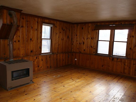 Cozy Living/Family Room