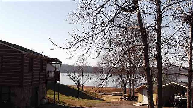 2nd image of 1923 Inskip Ln