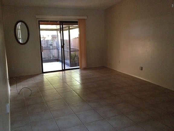 Living Area and Florida Room at end (w screen)