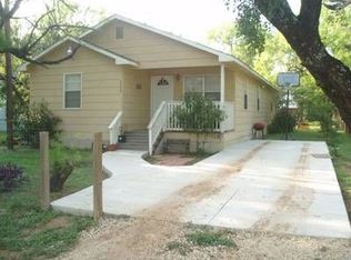 8029 8th St, Somerset, TX 78069