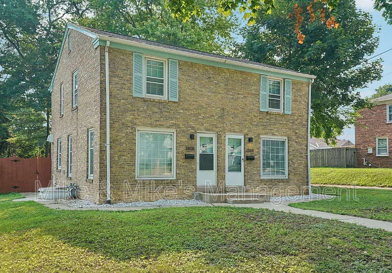 3860 S Brust Ave — Photo 5