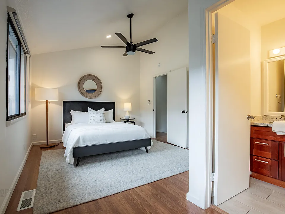 2211 Fazeli Ct