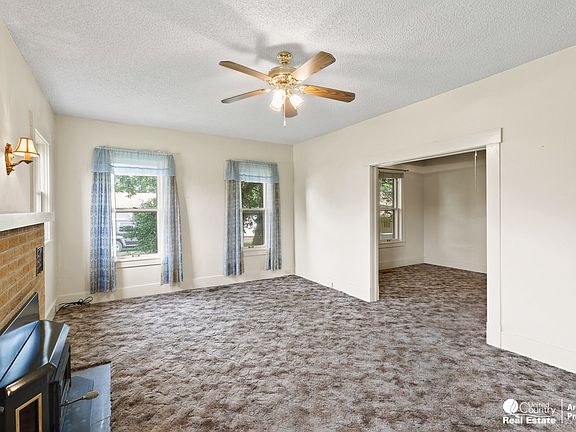 4th image of 1408 Hickory Ave