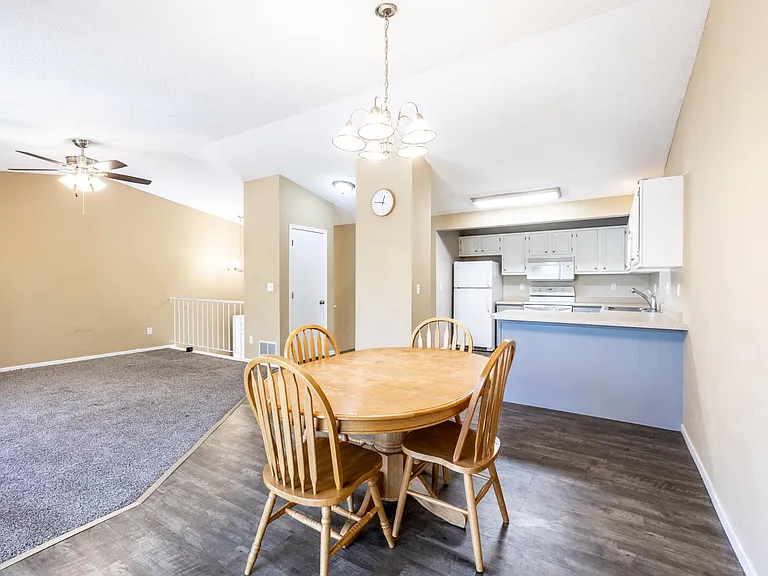 2359 Springside Dr E — Photo 4
