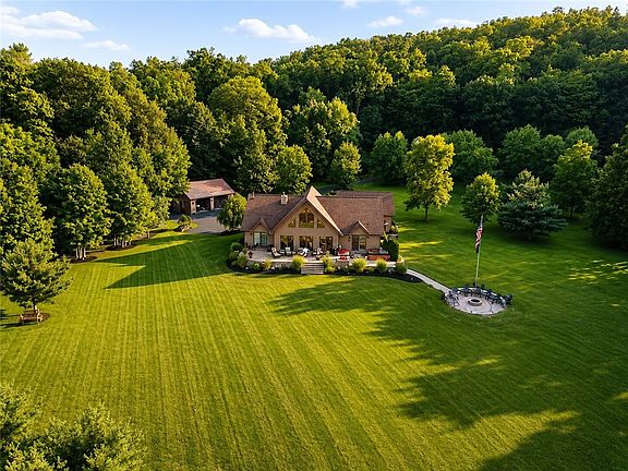 3rd image of 279 Shaffer Rd