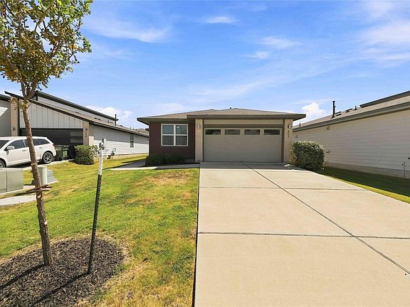 2nd image of 453 Agave Azul Way