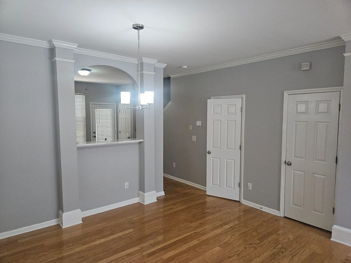 Charming 2br/2.5ba in Delta Lake, end unit townhome! Available now! — Photo 4