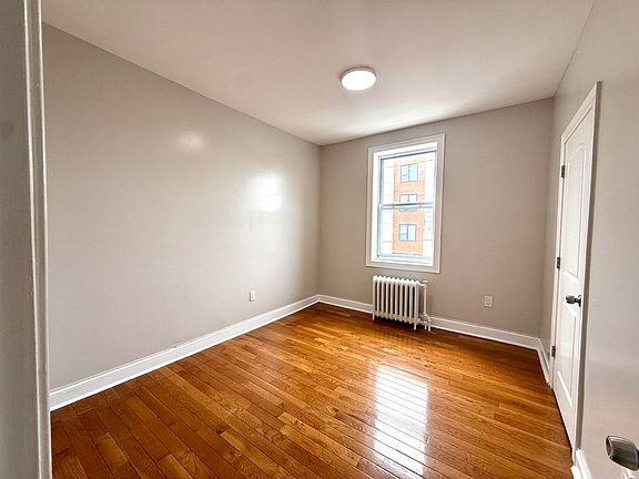 3rd image of 6404 Park Ave APT 35