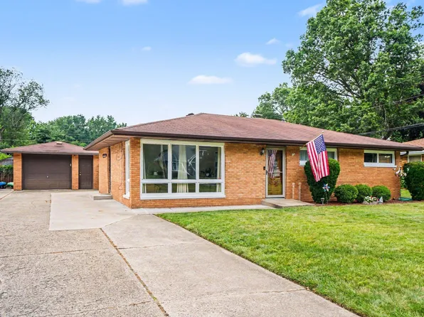 55385 Cedar Trl, Mishawaka, IN 46545