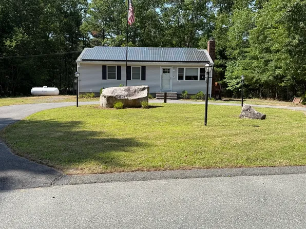 11 C H Clark Dr, Assonet, MA 02702