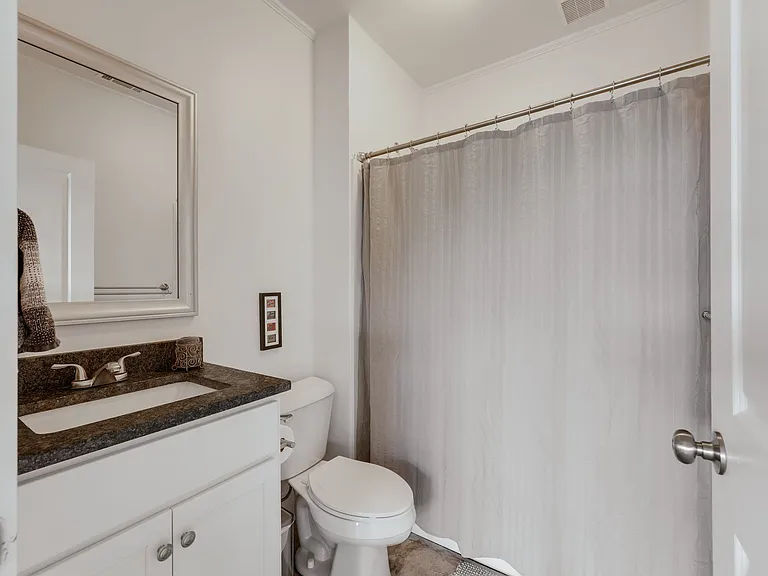 190 Lakewood Dr — Photo 24