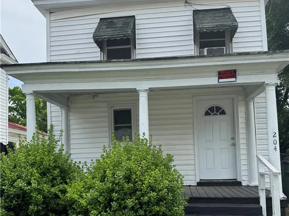 204 Bute St, Suffolk, VA 23434