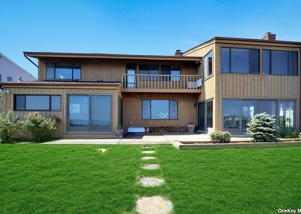 1st image of 21 Ocean Ave