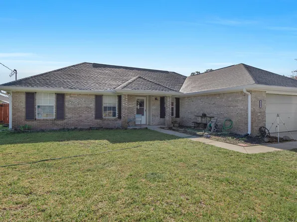 386 Rosewood Ave, Mary Esther, FL 32569