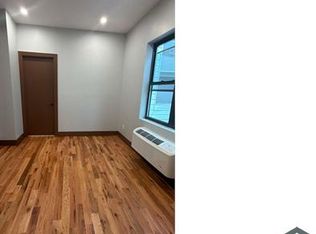 727 E 215th St #2D, Bronx, NY 10467