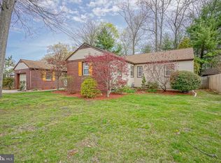 1229 Glen Ridge Dr, Glassboro, NJ 08028