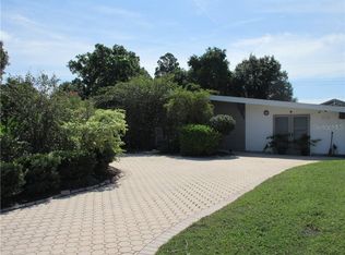 472 45th Ave NE, Saint Petersburg, FL 33703
