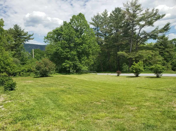 326 River Road, Bristol, VT 05443