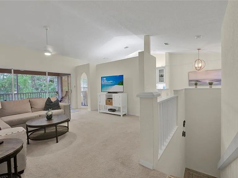 386 Emerald Bay Cir #G4 — Photo 4
