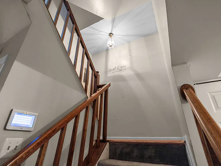 Governor Sprigg Pl — Photo 14