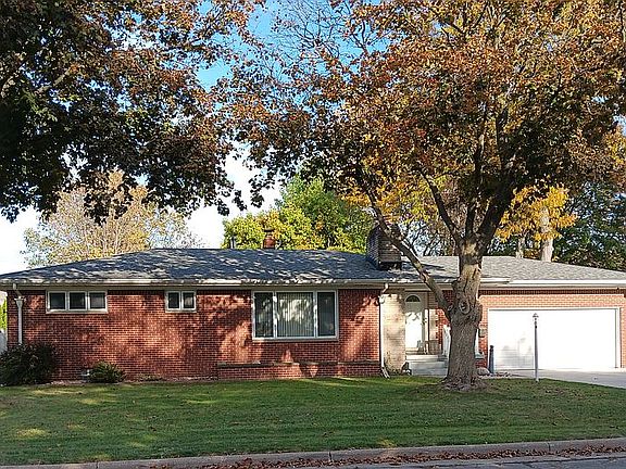 2nd image of 210 Birch Dr