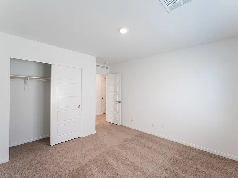 6217 Seastrand St — Photo 27