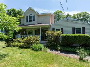 30 North Rd, Lloyd, NY 12528